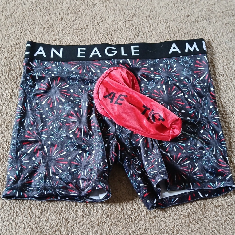 American Eagle Outfitters Black and Red Boxer Briefs Stretchy Comfort